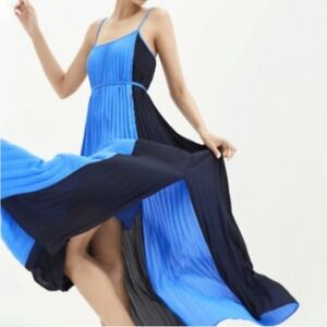 BANANA REPUBLIC Pleated Midi Dress (no belt, Altared Hem)